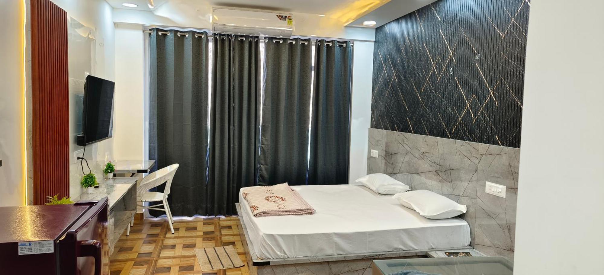 Aarohi Studio Hotels Ghaziabad Dış mekan fotoğraf